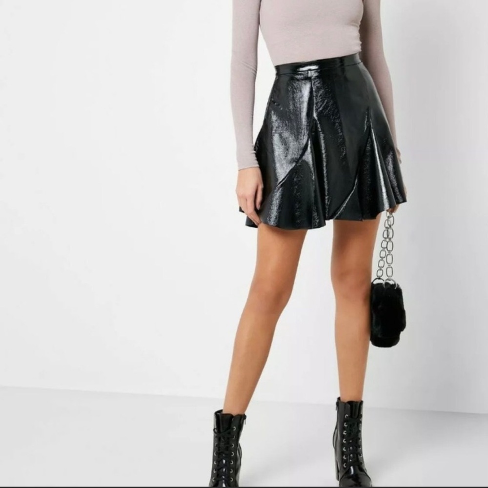 NWT Topshop Black Patent Faux Leather Flippy Skirt